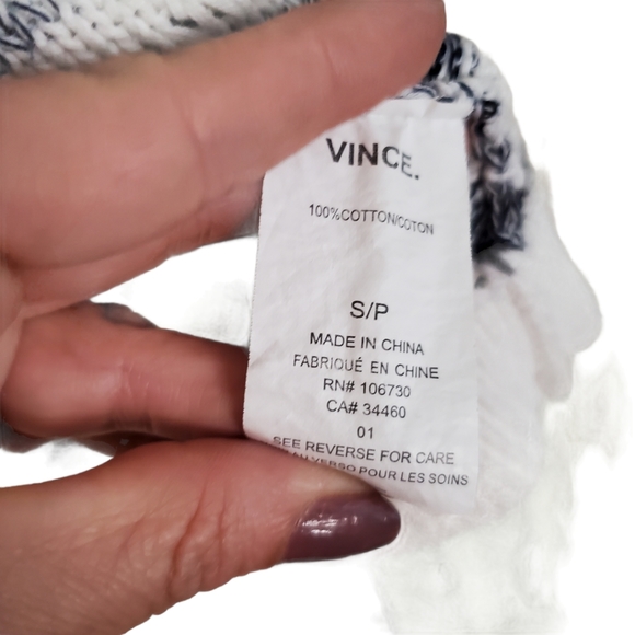 EUC Vince Blue Ombre Striped Gradient Knit Sweater - Picture 9 of 10